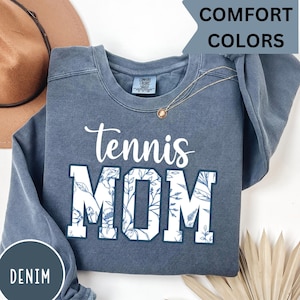 Comfort Colors® Tennis Mom Sweatshirt, Tennis Mama Crewneck, Sports Mom Gift, Gift for Tennis Moms, Tennis Parent, Tennis Sweater