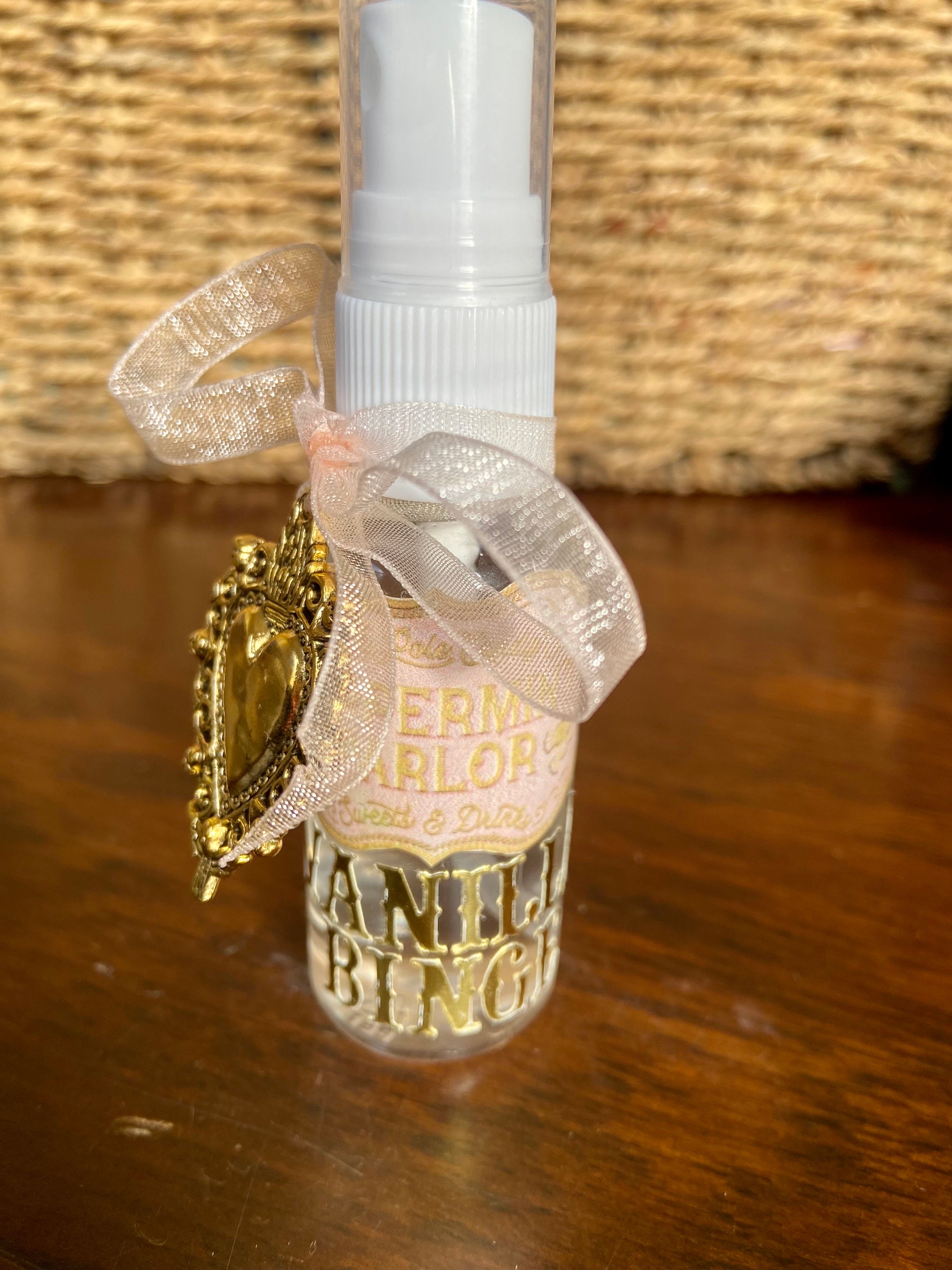 Vanilla binge deep vanilla buttercream scented 30ml bow Lana del Rey  perfume