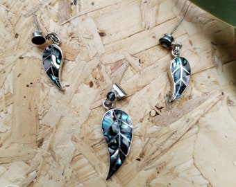 Coca leaf earrings and pendants made of 950 silver and inlaid with natural stones, customizable Peruvian artisan jewelry