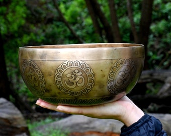 OM carved Tibetan Singing bowl-Hindu om carved Chakra Healing singing bowl-Yoga bowl-master Healing Himalayan singing bowl from Nepal