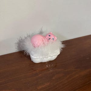 Vintage Pink Cat Trinket Dish with Fur Trim – Kitschy Mid-Century Style Vanity Decor