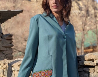 Jacke im Pamir-Stil mit handgemachter Stickerei - Größe 12