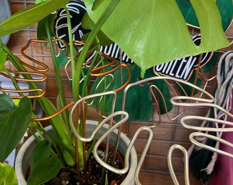 Handcrafted Monstera Leaf Plant Support - Sturdy Indoor Plant. Perfect for indoor houseplants such as your Monstera (Copper, Gold, Black)
