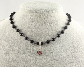 Collar de corazón de cuentas negras redondas cortas, joyería de cuentas checas, cuentas negras, longitud de 13,5 ", gargantilla de cuentas