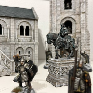 Gondor Inspired Courtyard Kings Statue