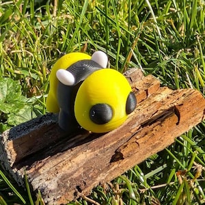 Bee Mini Fidget & Keychain
