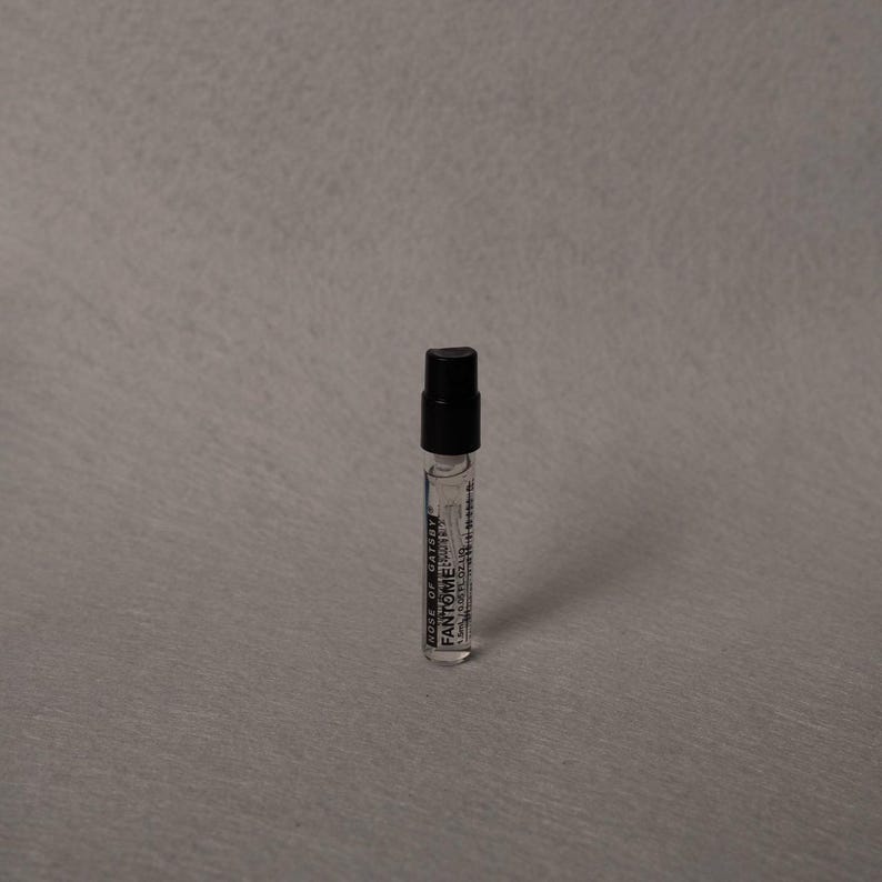 FANTÔME Eau de Parfum / Sándalo, Pimienta Negra, Petitgrain / Premiado, Perfumista Indie, Perfume de Nicho, Fragancia Amaderada, Hecho en EE.UU. 1.5 Mililitros