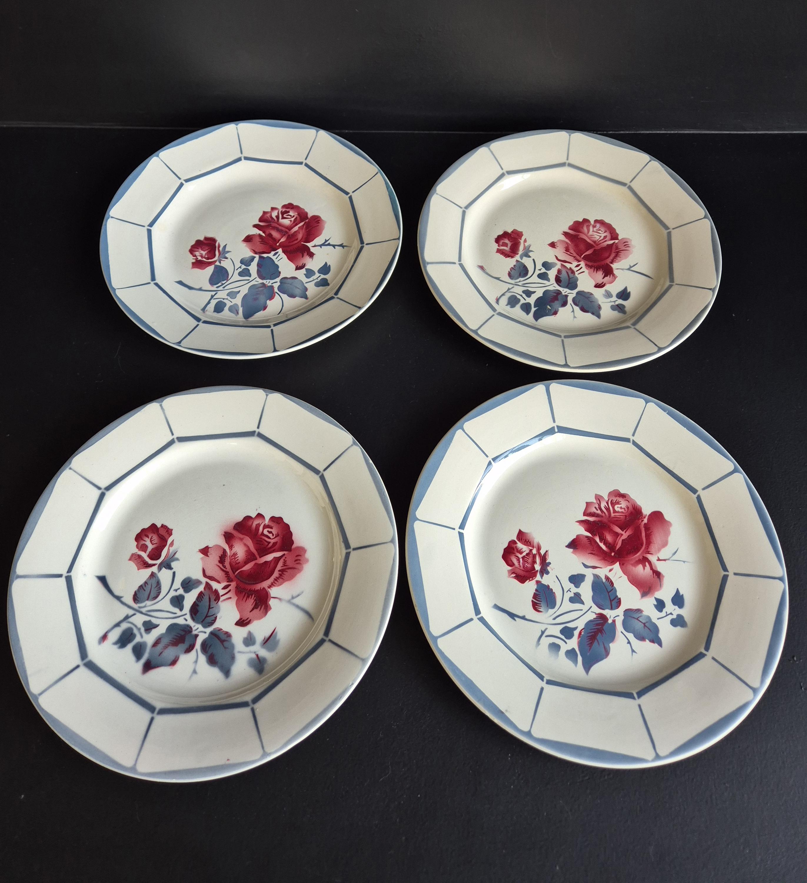 Lot D'assiettes En Porcelaine Occasion - Motif Fleuri Multicolore