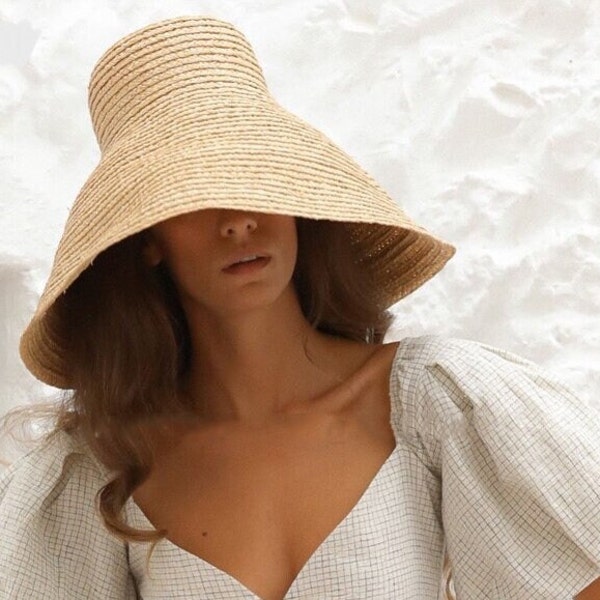 Chapeau de paille Artisanal pour Femmes, Accessoire Élégant de Plage, Forme de Cloche, Chapeau Styliste, Voyage Vacances, Haute Qualité