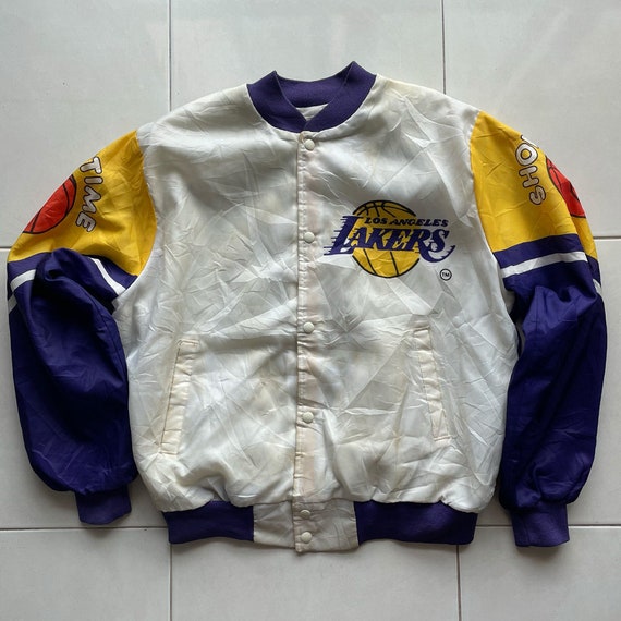 Vintage 90s LA Lakers Chalk Line Fanimation Showt… - image 6
