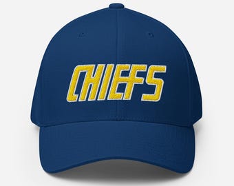Chiefs – Czapka z haftowanym, elastycznym, strukturalnym twillem premium – czapka drużyny hokejowej Slap Shot Movie