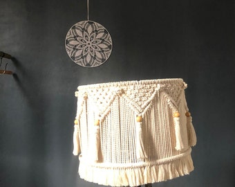 Abat-jour en macramé, abat-jour Cottagecore Decor, lustre en macramé, abat-jour Boho Fringe, abat-jour tissé Boho