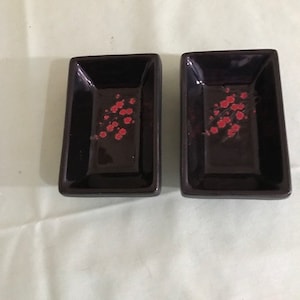Set of 2 Japanese Sushi Plates Small Ceramic Vintage Red Black Cherry Blossom Design Raised Edge Bowls Cake Dessert Condiment Saucers