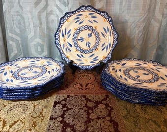 Temptations by Tara Old World Blue Scalloped pattern Dinner Plates,Blue and Yellow