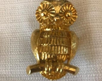 Vintage Signed 1975 MIMI   Gold Tone OWL Figural Belt Buckle