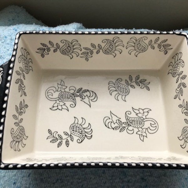 Baum Casserole Dish Black White Paisley 7 X 4.5 x 3 Ceramic Oven To Table Safe