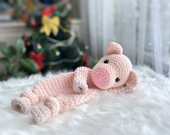 Pig Knotted Lovey, Crochet Pattern Piglet Snuggler, Crochet Animal Amigurumi Comforter Cuddle Toy, baby snuggle animal pattern for beginners