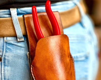 Handmade Leather Garden Holster for Pruners and Secateurs, Vegetable Tanned Tool Pouch, Gift for Gardener, Florist Belt Sheath, Swedish Arti