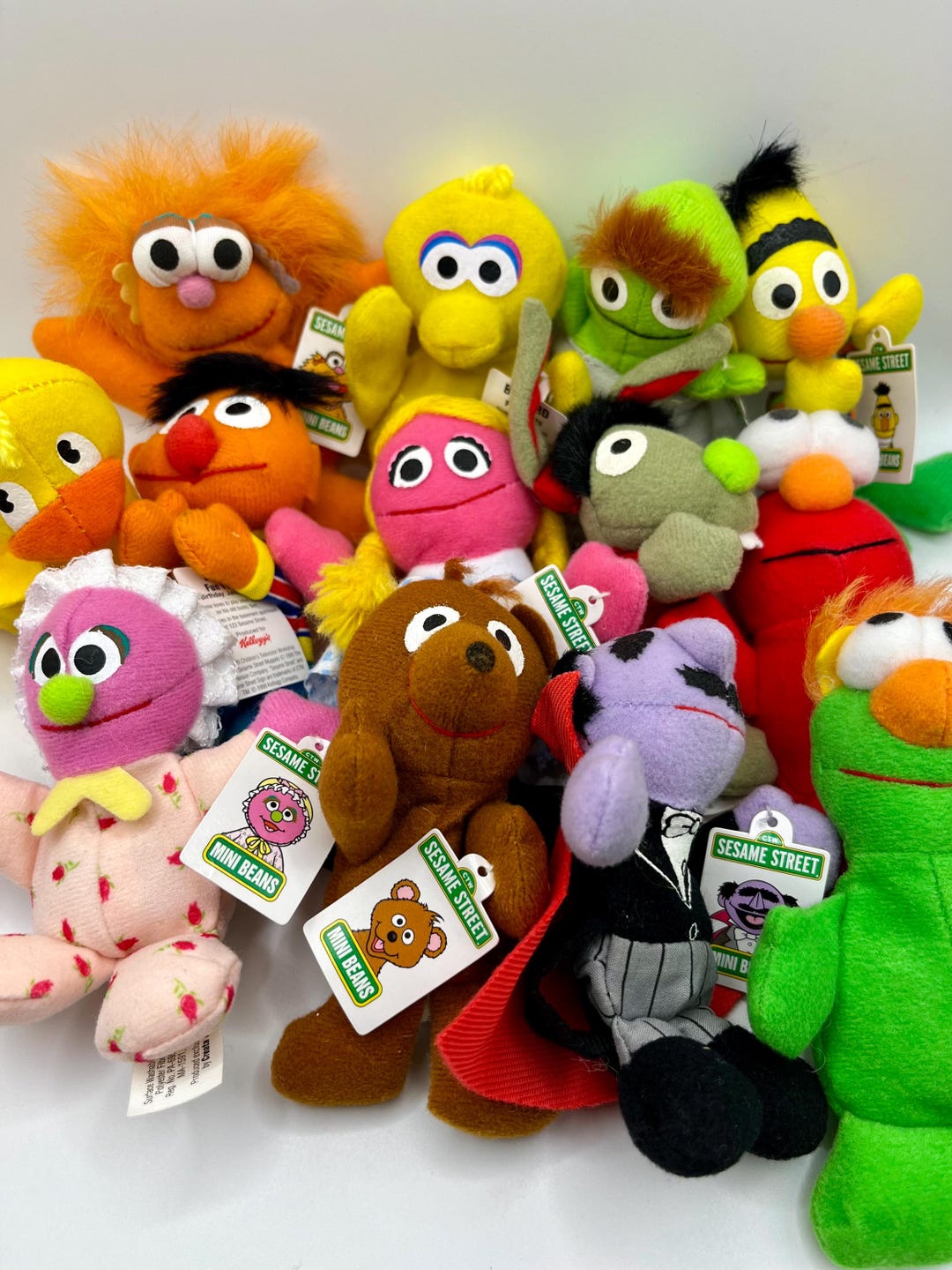 Vintage 1999 Kelloggs Sesame Street Mini Bean Plush: Elmo, Big