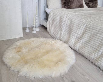Creamy white circular genuine sheepskin rug | natural New Zealand sheepskin round accent rug | Nordic room decor | 70 cm or 27.6 in