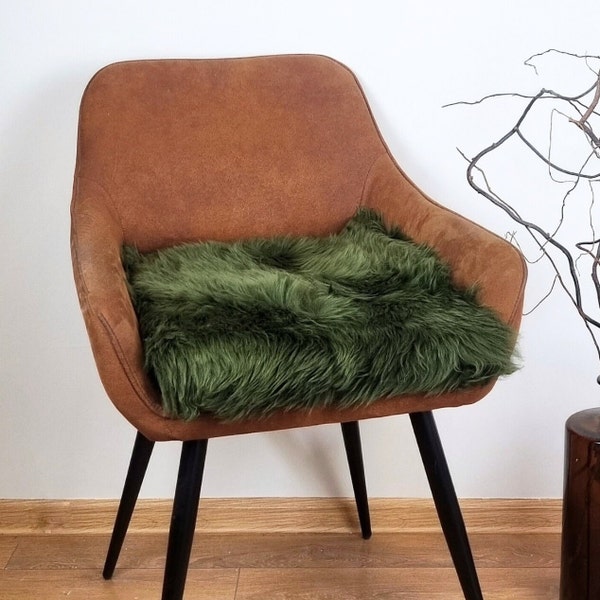 Coussin d'assise en peau de mouton verte | Coussin de chaise en fourrure naturelle | 40x40 cm | 15,7 x 15,7 pouces