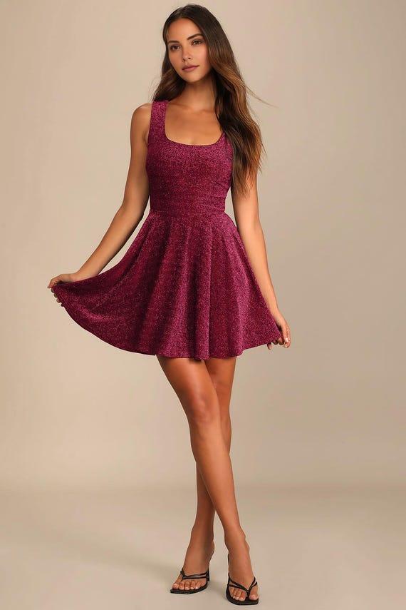 fit and flare dress tutorial DIY FRIDAY: PLEATED FIT + FLARE DRESS TUTORIAL