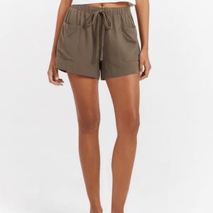 Easy Shorts Pattern, Wide Leg Shorts Pattern, Women's Shorts Sewing Pattern, Cotton Shorts With Pocket Pattern, Plus Size Digital Patterns, linen shorts pattern, shorts pattern for beginners, shorts pattern for woven fabrics, elastic waistband shorts, shorts pattern for woven fabrics, lounge shorts pattern, sewing patterns for women, shorts pdf pattern, boxer shorts pattern