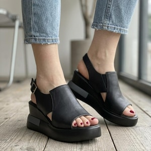 Comfortable Women's Platform Sandals, Open Toe Slingback Wedge Shoes, Lightweight Casual Summer Footwear for Travel Work and Daily Wear
