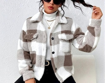 Soft Plaid Sherpa Shacket, Ladies Fall Cozy Teddy Fleece Jacket for Women, Button-Up Sherpa Fleece Sweater Jacket for Fall and Winter