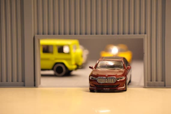 1:64 Scale 3D Printed Car Warehouse Diorama - Mini GT & Hot Wheels