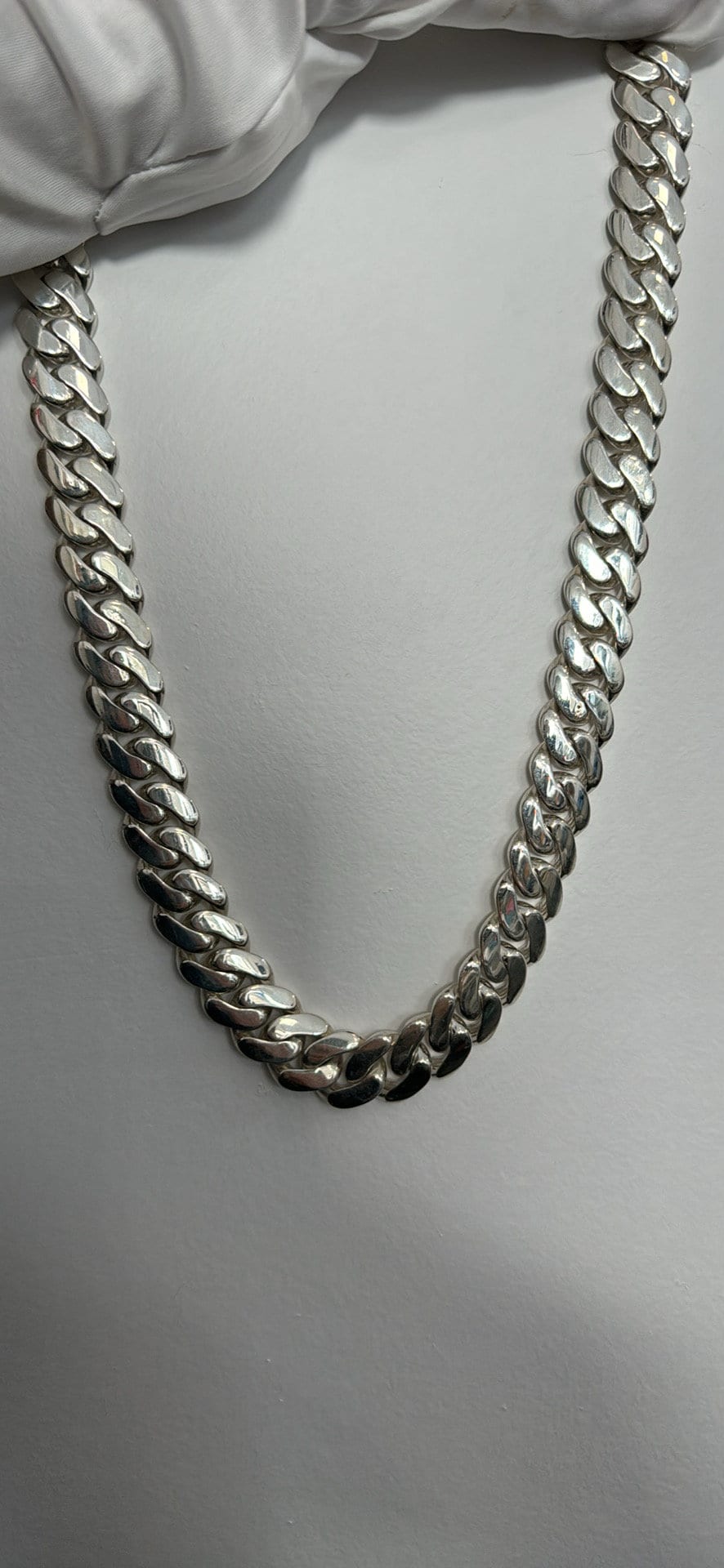 Silver Tone Curb Cuban Chain Rhinestone Statement Necklace Retro 17.5