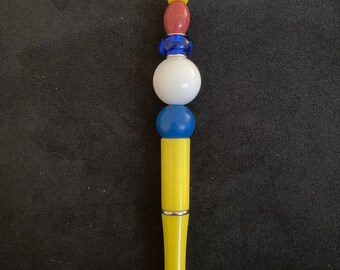 Beaded “Maize and Blue” Football Pen