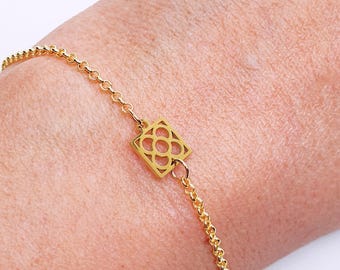 Barcelona Rose • Gouden minimalistische armband Cadeau voor haar • Bloemenarmband • Sierlijke armband goud • Delicate elegante helende sieraden