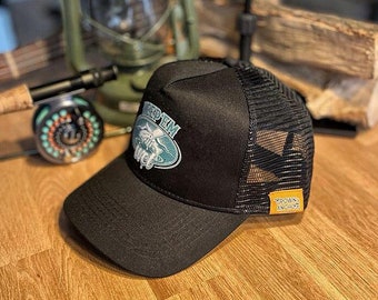 Trucker Cap Fishing Hat Baseball Trout Fish Design Canda Wear Fly Fishing (Old School, Vintage, Retro Style Black White)