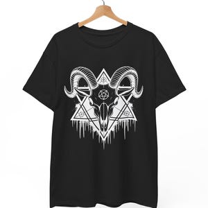 Baphomet Occult Shirt, Gothic Demon Skull T-Shirt, Dark Art Alt Clothing, Satanic Witchy Apparel, Mystical Goth Grunge Tee, S to 5XL.