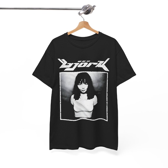 Björk Vintage T-Shirt | Retro 90s Y2K Singer Merch | Black & White Photo Tee | Icelandic Musician Gift Electronic Music Shirt, S to 5XL