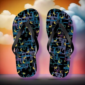 Dan Flashes Flip Flops ITYSL Ich denke, Sie sollten Geschenk verlassen Tim Robinson Geschenk Lustiges Geschenk Kompliziertes Muster Sommer Sandalen Unisex Flip Flops