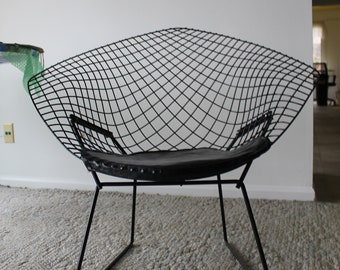 Diamond Chair by Herry Bertoia
