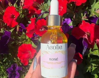 Organic Rosè Scented Body Oil: Fast Absorbing, Non-Greasy, Healing
