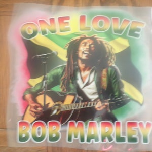 Transfert dtf Bob Marley, transfert dtf One love, transfert Bob Marley, transfert presse à chaud, chemise Bob Marley, transfert prêt à presser,