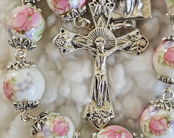 D6-Handmade decade rosary.  Ceramic beads.  Floral.