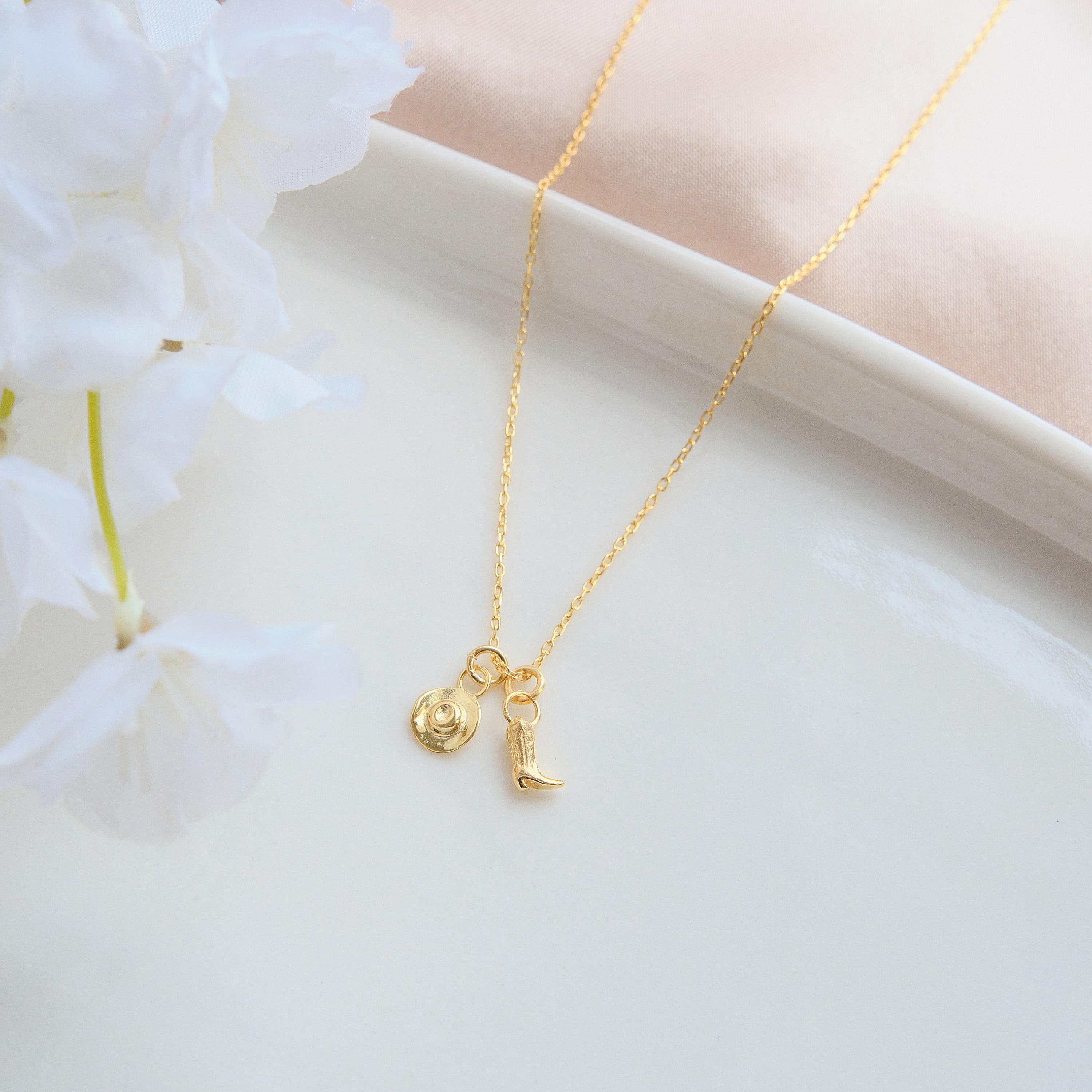 Collana con ciondolo in argento con cappello da cowboy/cowgirl