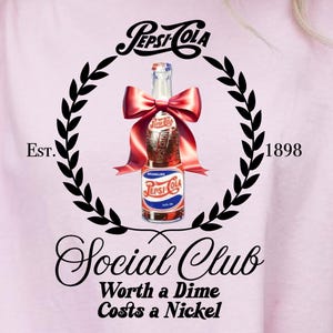 Pepsi Social Club SVG: Lata de refresco vintage con lazo (Descarga digital)