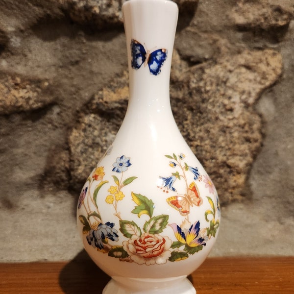 Vintage Aynsley fine bone china round cottage garden bud vase, made in England