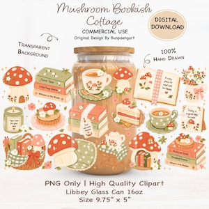 Può includere: Un download digitale che presenta una collezione di illustrazioni a tema funghi e libri su un bicchiere di vetro Libbey da 16oz. Il design include pile di libri, tazze da tè, candele e funghi con testi come Forest Tales e A cozy place to read.