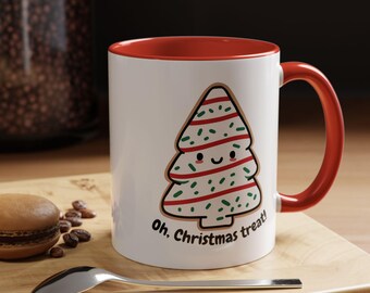 Taza de café con diseño navideño de pastelito navideño estilo árbol de Navidad. Ideal para regalar a amantes del café.