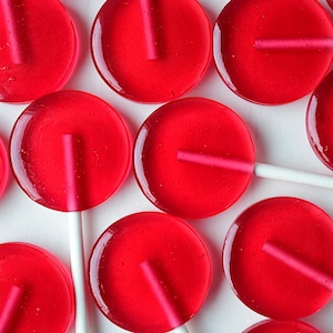 Strawberry Peach Lollipops: Hand-Crafted Party Favors (6 Lollipops)