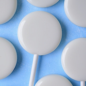 Marshmallow Lollipops: Hand-Crafted Party Favors, Set of 6
