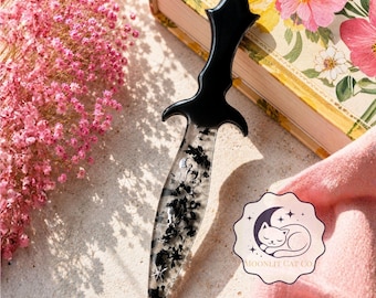 Dragon Dagger Bookmark Fourth Wing Inspired Handmade Resin Fantasy Bookmark Dragon Rider Merch Bookish Gift Romantasy Reader Accessory