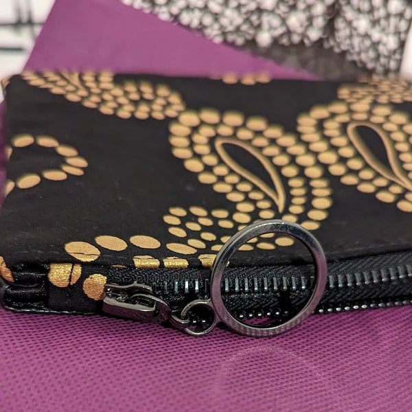 Pochette de soirée ou trousse, noire dorée